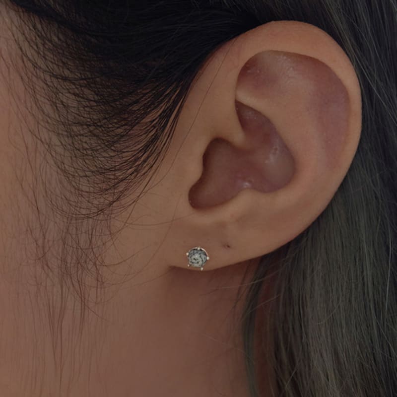 OR D`OR [14K POST] Mini Natural Stone Agate Earrings