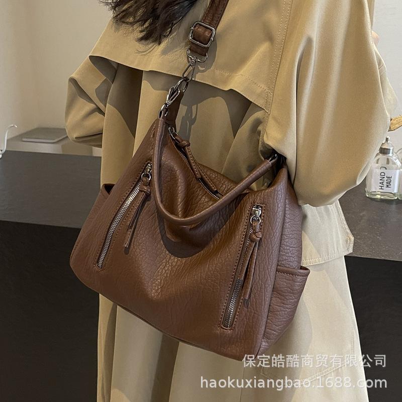 Premium Sense Versatile Messenger Bag Women's 2025 New Trendy Fashion Tote Bag Niche Large-capacity Portable Commuter Bag