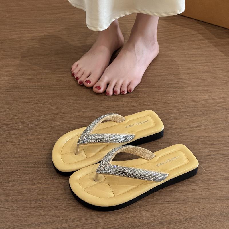 Flat bottom mop with rhinestone flip-flops new comfortable temperament women's 2025 summer retro French skirt beach mop