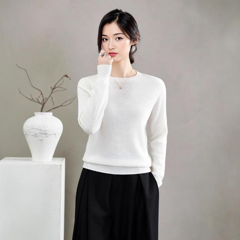 Women's Round Neck Cashmere Sweater: Autumn & Winter Versatile Long Sleeve Knit Top, Solid Color Fashion Basic.