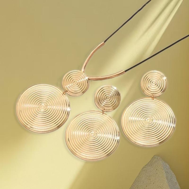 New fashion high-end exaggerated personality temperament geometric round earrings necklace set cold wind