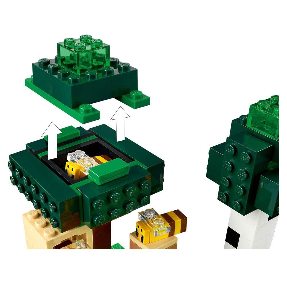 LEGO Minecraft Bee Farm 21165 Toy Blocks Video Game Animals Boys and Girls Ages 8 and Up