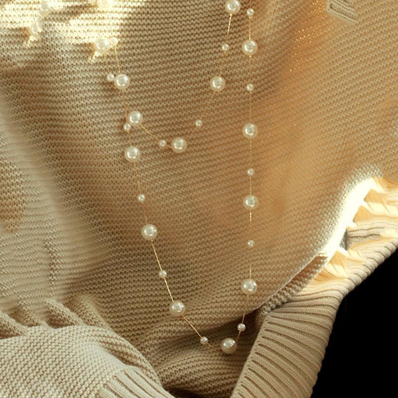 Korean Fashion Pearl Necklace: Elegant Long Chain for Women, Ideal for Sweaters, Versatile for Autumn and Winter.