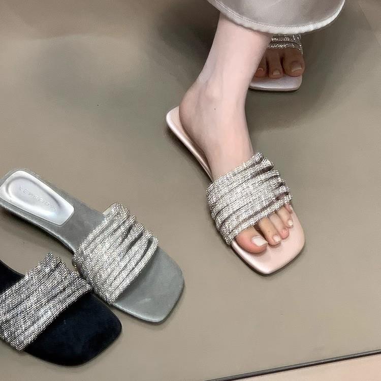 Gentle version~ Fashion one-word slippers women's summer wear lazy rhinestones sweet low-heeled open-toed sandals high-end sense