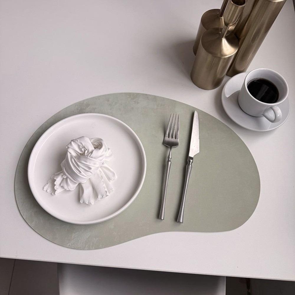 

Nordic Decorative Table Mat Cashew Shaped Dinner Table Place Mat New Leather Placemat зелений/нефритовий