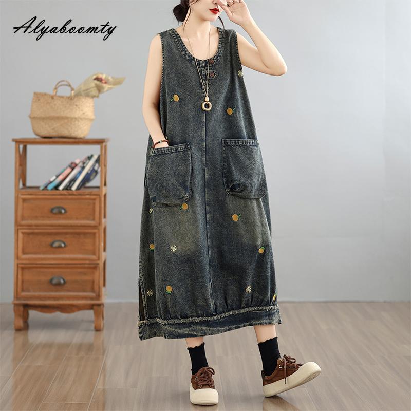 2026 Taglie Forti Primavera Estate Donna Vestito di Jeans Estivo Ricamo Casual Largo Baggy Oversize Vestito Canotta Senza Maniche Midi con Tasche