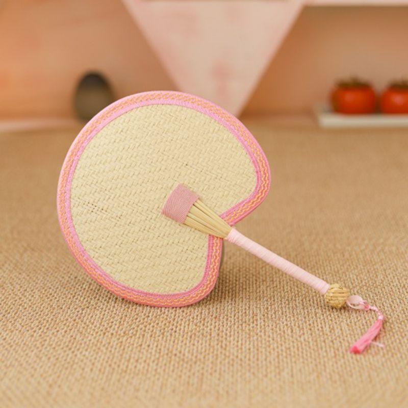 Portable Natural Straw Palm Woven Handheld Fan Handmade Eco Friendly Summer Cooling Item for Wedding Party Decor