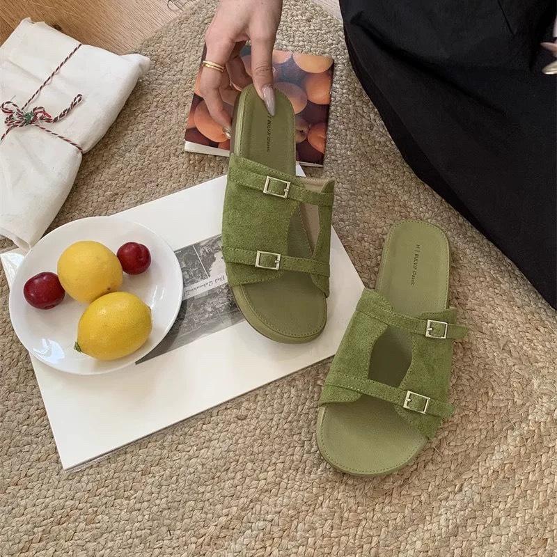 Korean Silver Slippers Women's Summer Wear New French Retro One-word Sandals Holiday Seaside Beach Flat Sandals