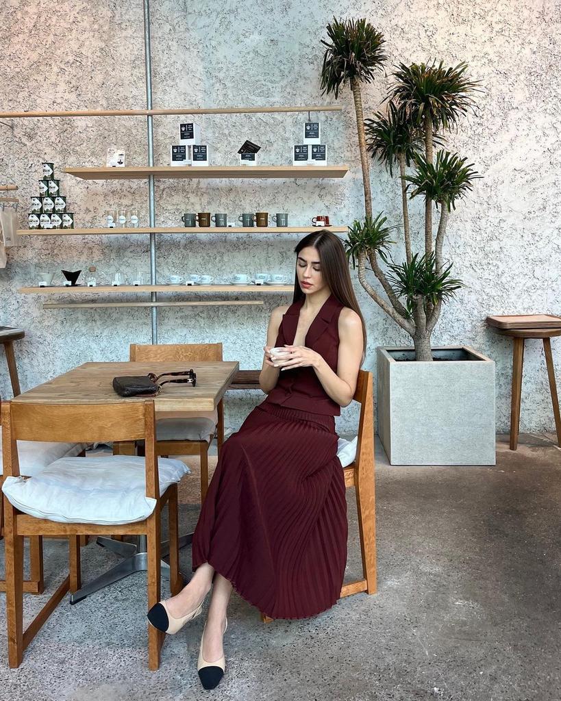 Traje de Verano para Mujer Top Chaleco con Cuello de Traje Falda Midi Plisada Conjunto