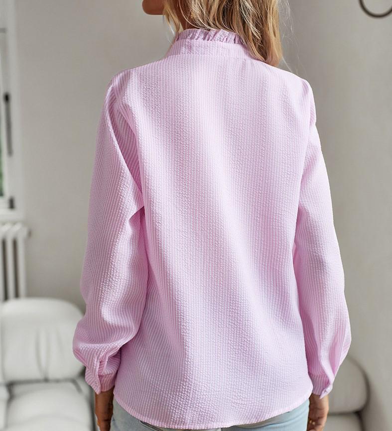 Damska koszula w paski z falbankami i bufiastymi rękawami – Kolekcja Jesień 2023 z długim rękawem