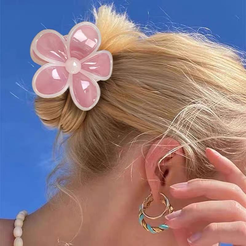 Summer Flower Hair Claw Clips Plastic Egg Flowers Shark Clip Jelly Color Hair Clamps Grab Sweet Women Hair Accessories