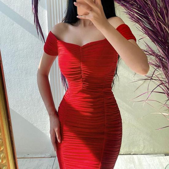 Šaty s krátkým rukávem, v pase přiléhavé, s obepnutím boků, jednobarevné, sexy, elegantní, s odhalenými rameny, řasené, plisované, midi, úzké, streetové