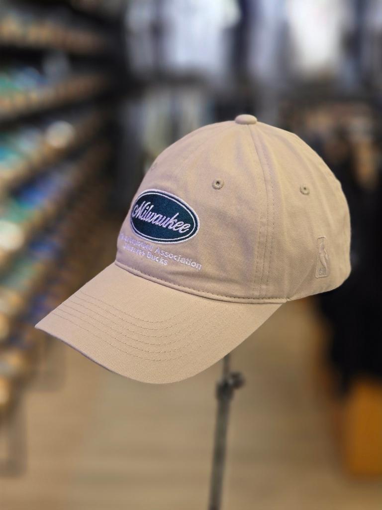 NBA Unisex Milwaukee Bucks Applique Washed Soft Ball Cap N255AP282P (83)