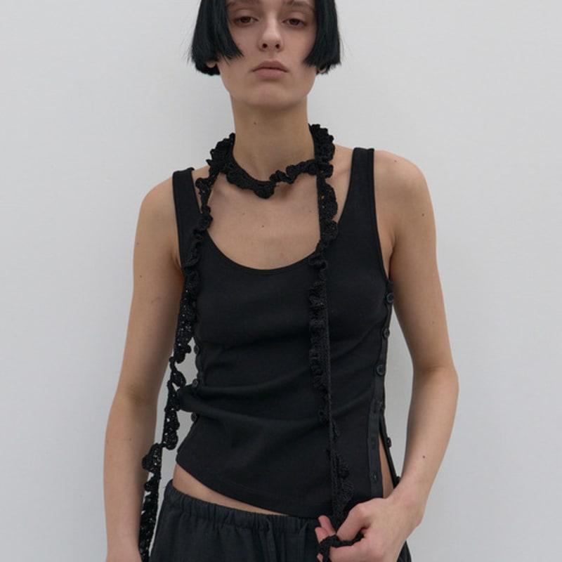 NOTHINGEVERYTHING HANDCRAFTED RUFFLE SCARF in BLACK