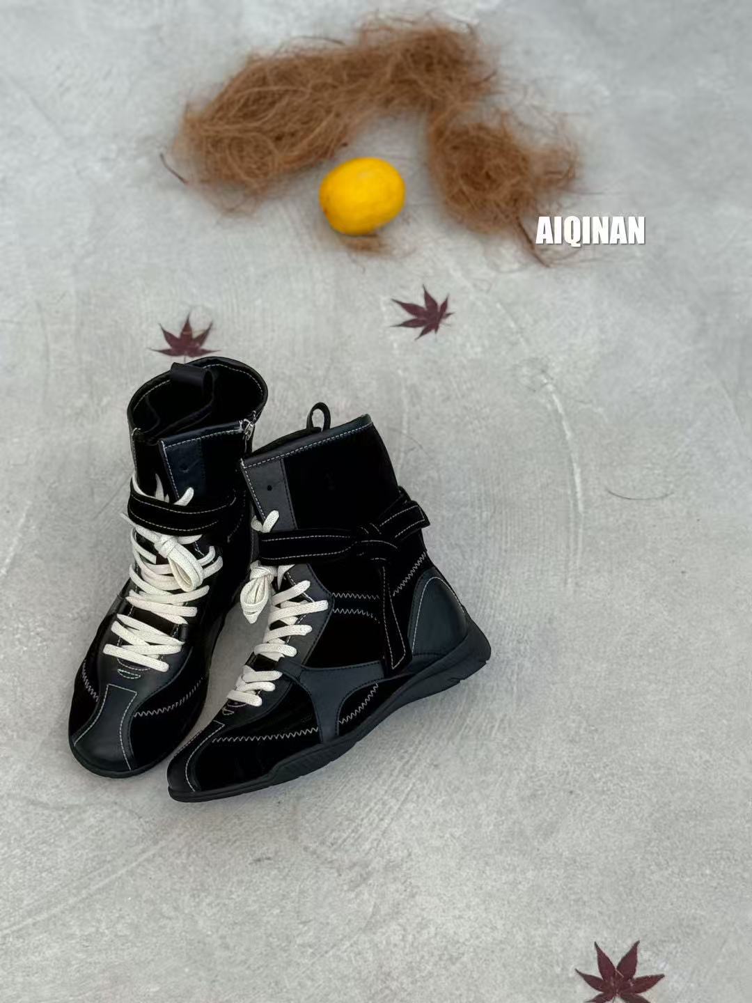 

Retro black platform Martin boots women s with skirt thin heightening medium boots 35