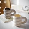 Söt Mugg i Keramik med Donutmotiv, Nordisk Stil, Kreativ, Stor Kapacitet, Kaffekopp, Enkel Vattenkopp för Par, Mörk Färg