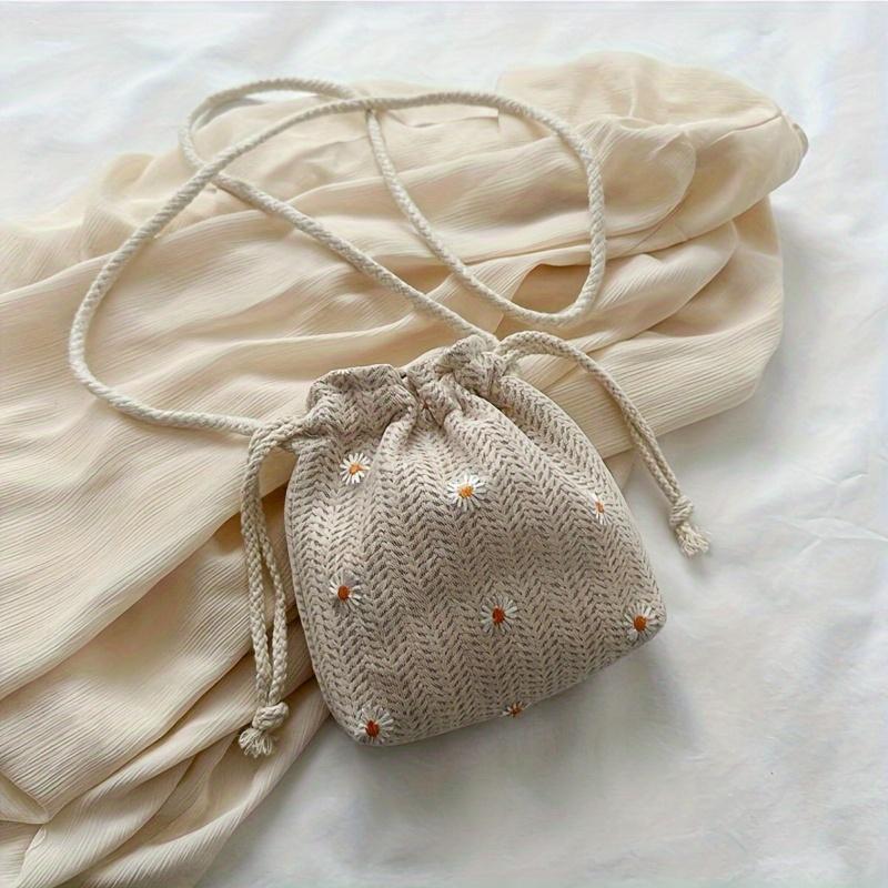 1pc Chic Women’s Drawstring Bucket Bag - Lightweight Polyester Crossbody with Floral Embroidery, Adjustable Strap & Decorative Flower Design