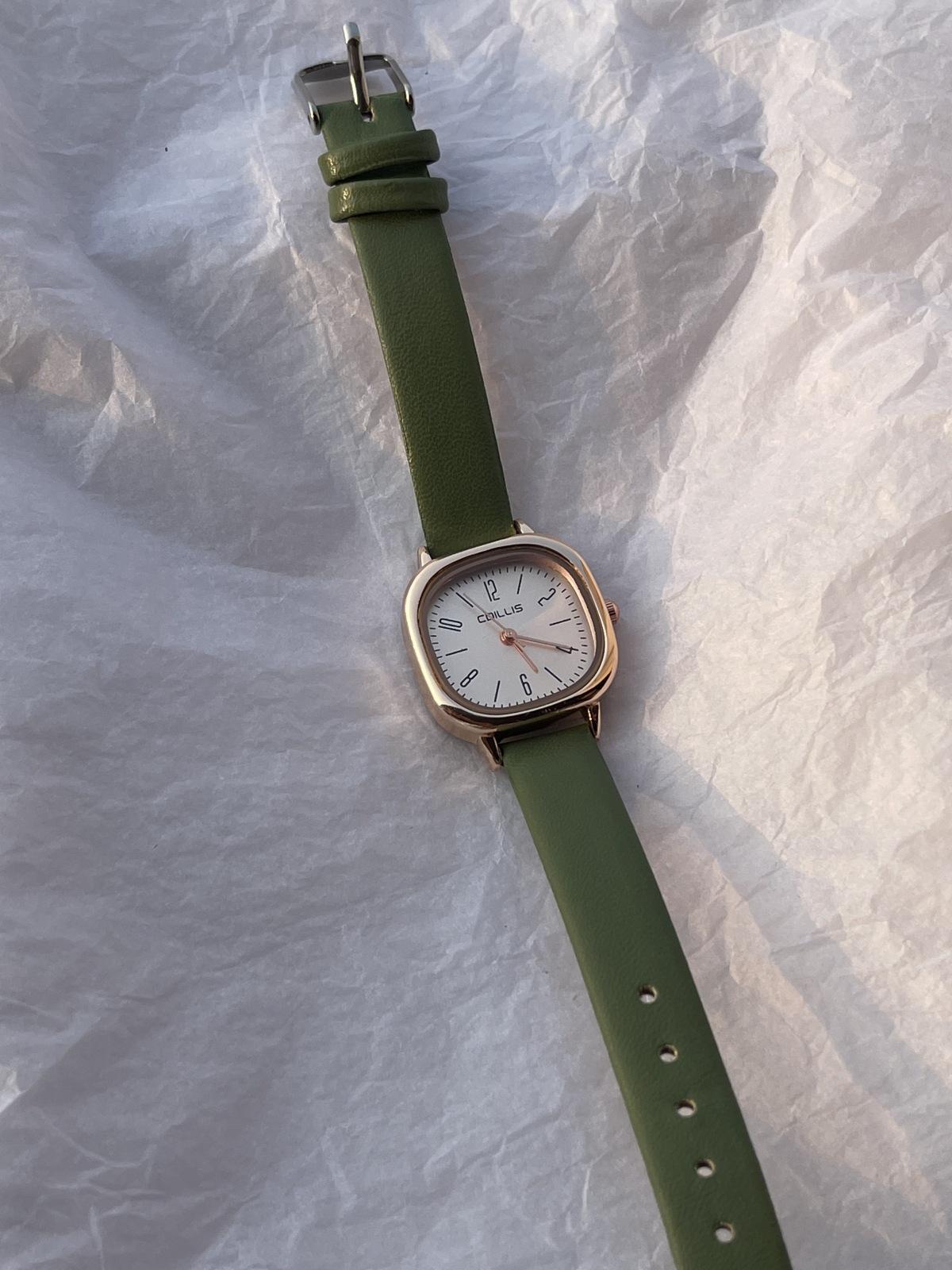 

Women s watch simple and niche retro square fashion accessories Ladies fashion quartz clock wristwatches