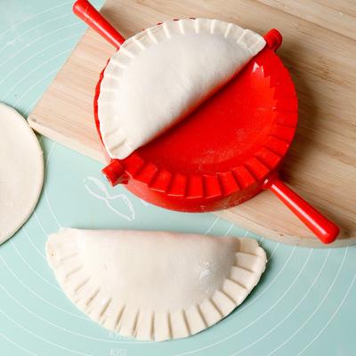 1 Stück Große Rote Plastik-Teigtaschenform, Gebäck-Pressform, Geeignet für Backwerkzeuge