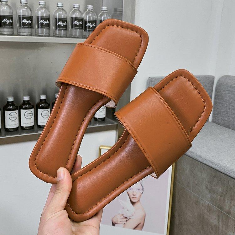 Flat-bottomed slippers women's summer outer wear new summer square head one-word drag large size cool slippers factory