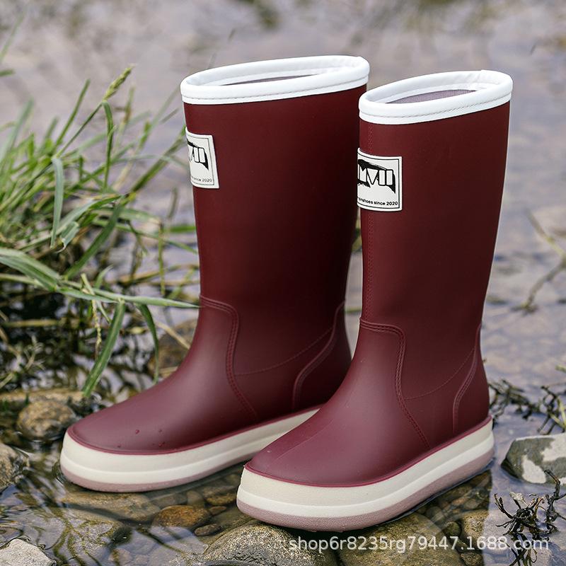 Rain shoes men and women wear fashionable and versatile outdoor waterproof and non-slip rain boots thickened velvet glue shoes