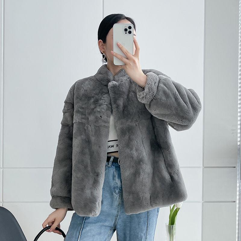 

Пальто из искусственного меха кролика рекс женское зимнее новое со стойкой воротником легкое женское повседневное верхнее меховое пальто L (120-70 kg) серый