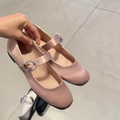 Moda Primavera Nuevos Zapatos Planos Moda Mujer Cabeza Redonda Boca Baja Hebilla Metálica Suela Blanda Antideslizante Resistente al Desgaste Zapatos Individuales