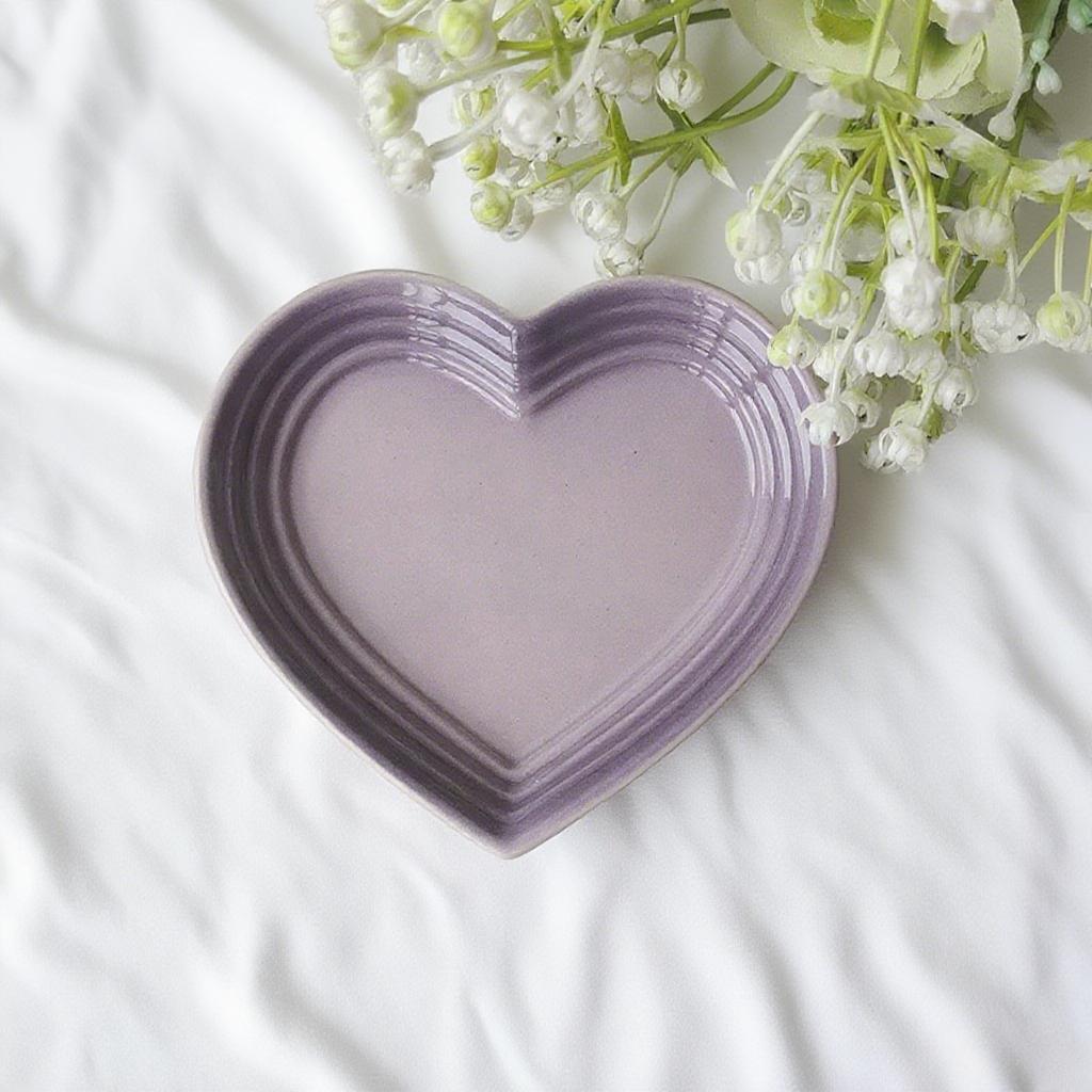 Gradient Heart-shaped Ceramic Pet Bowl, Anti-Vomiting Stress-Free, 12cm Underglaze Color Cat Bowl Dog Bowl-creative Pet Bowl