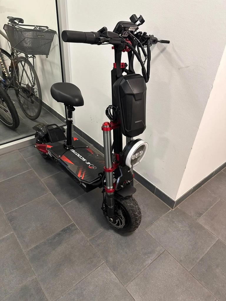 BOYUEDA S5 E-Scooter 6000W Motor 60V38AH Battery Bluetooth APP Connection Electric Scooter Smart NFC Function 11" Off-Road Tire