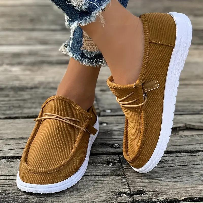Velké neformální jednoduché boty pro ženy na jaře a na podzim, nohy s plochým dnem, nízké mokasíny, dámské jednoduché boty