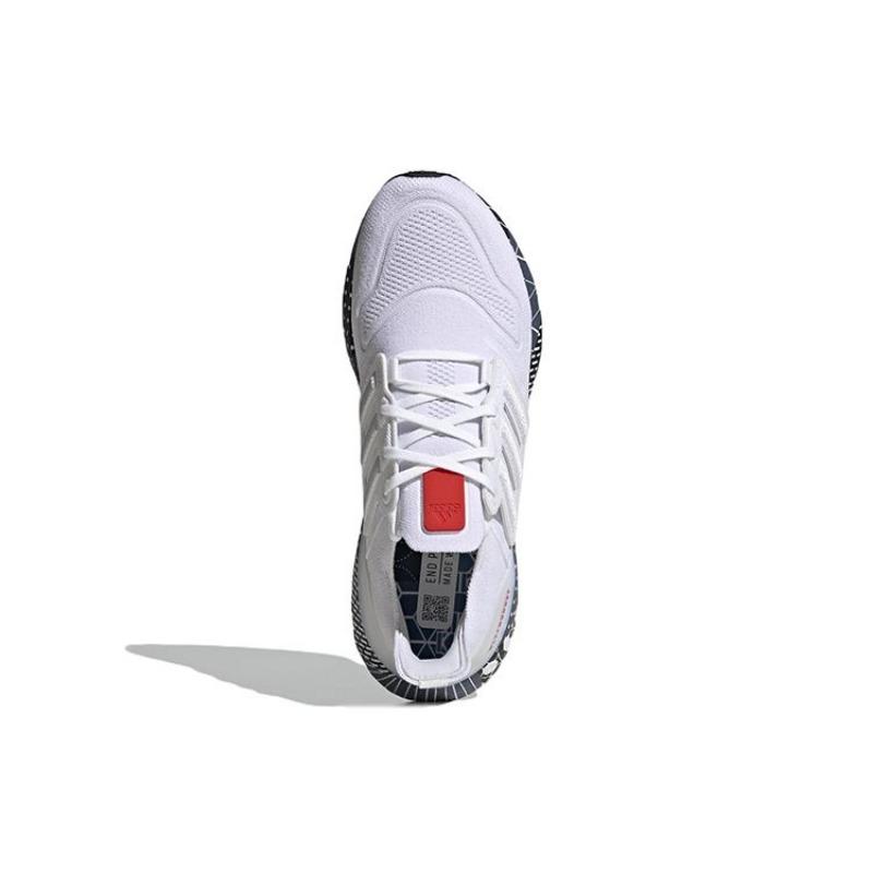 adidas UltraBoost 22 GW6912