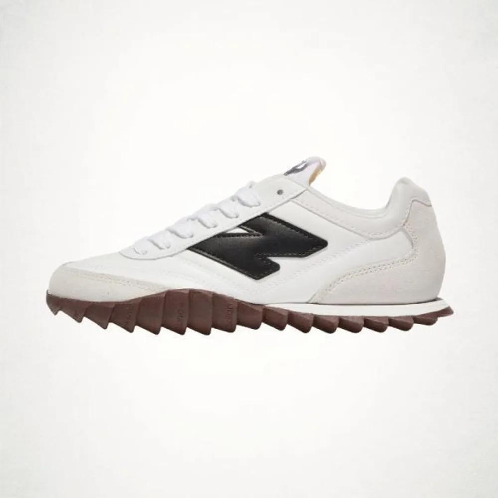 New Balance URC30FG-FG 1640521 265
