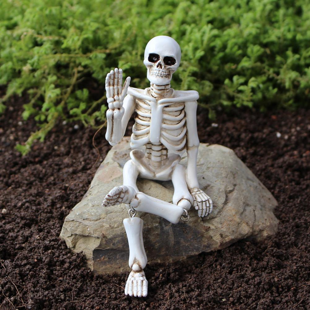 Swing Leg Skeleton Figurine Sitting Skull Resin Statue Sculpture Home Office Desktop Garden Decoration Ornament Halloween Birthd