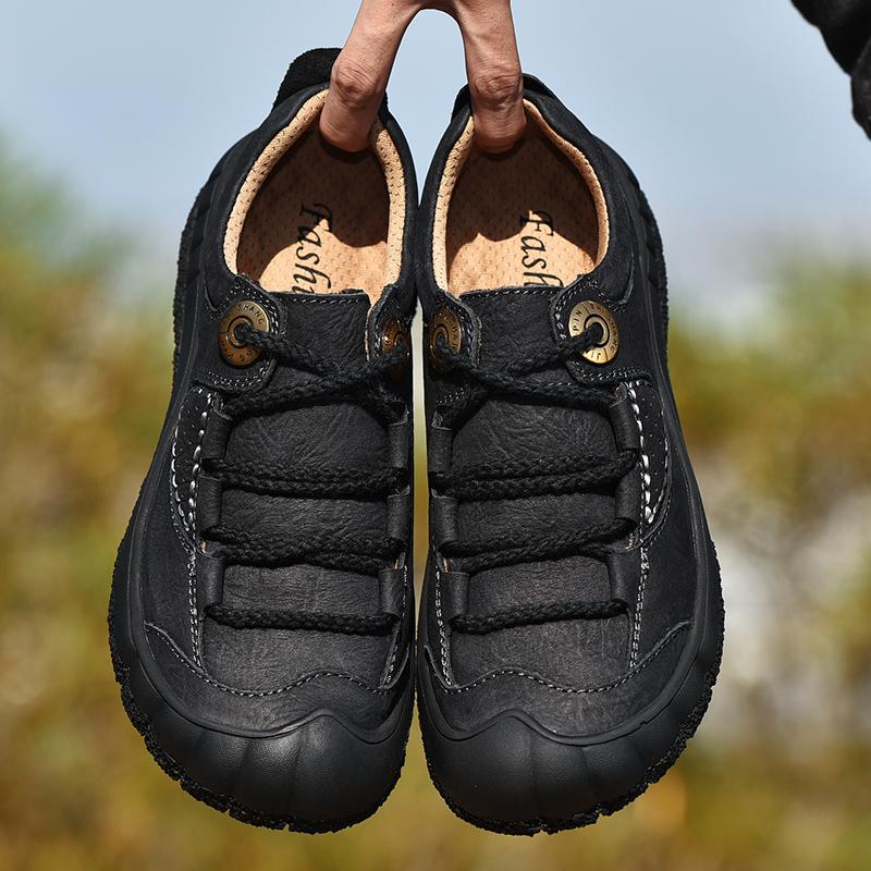 Men'S Big Size Climbing Shoes Men Outdoor Hiking Non-Slip Ankle Boots High Quality Mens Sneakers Genuine Leather Luxury Footwear