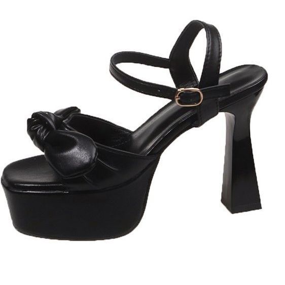 Temperament High-heeled Women's Shoes 2025 Summer New European and American Elegant Bow Waterproof Table Square Head Open-toed Thick-heeled Sandals