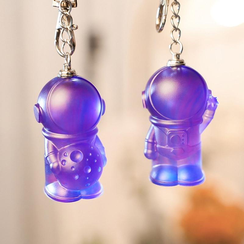 Astronaut Shaped Keychain Casting Silicone Mold Astronaut Molds Keychain Molds For Epoxy Resin With Hole