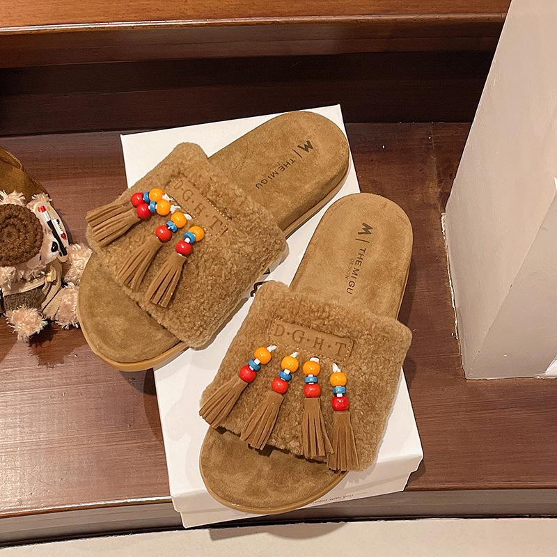 Retro tassel fluffy slippers women's 2025 autumn new wear versatile casual soft bottom lazy one-word drag