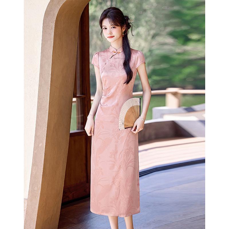 Design Sense Niche Fashion Temperament Slimming Dress for Petite Figures