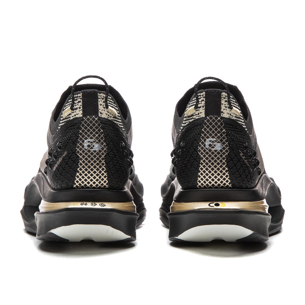 Li Ning Feidian 6 ULTRA Cushioning Slip Resistant Abrasion Resistant Lightweight Rebound Low Top Carbon Plate ARMW005-17