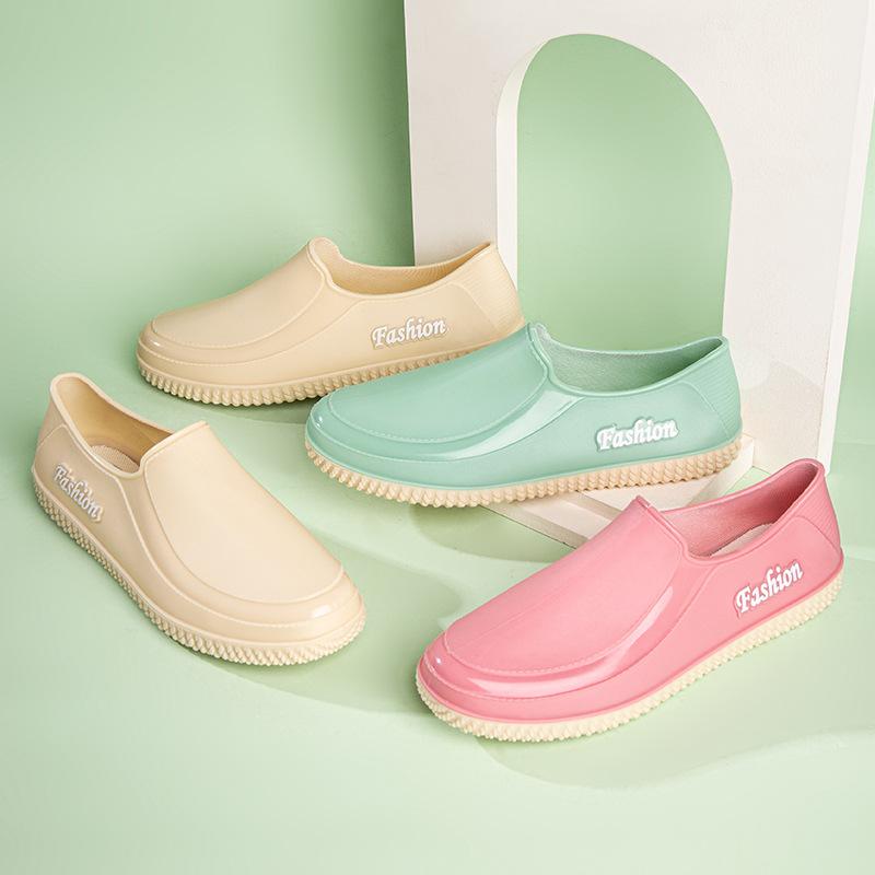 Water Shoes Spring and Autumn Shallow Mouth Rain Shoes Women's Non-slip Low-top Flat-bottom Rain Boots Water Boots Work Non-slip Sole Rubber Shoes