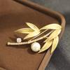 Classic Chinese National Style Golden Bamboo Brooch High-end Exquisite Diamond-encrusted Natural Freshwater Pearl Bamboo Leaf Plant Pin Men and Women