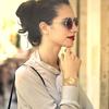 Stylish Watch with Bracelet Analog Simple Available In Gold and A Perfect Gift for or Other Special Women's Chain, Display, Waterproof, Popular, Cute,
