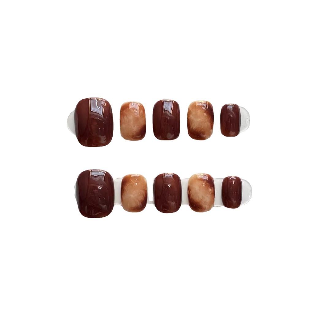 Autumn 2022 Handmade Winter New Nail Stickers Caramel Ombre Amber Short Style For A White And Bright Look