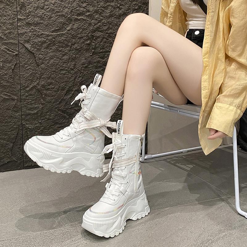 Autumn new thick-soled muffin bottom versatile niche high-top popular women's Internet celebrities ins super fire short boots Martin boots