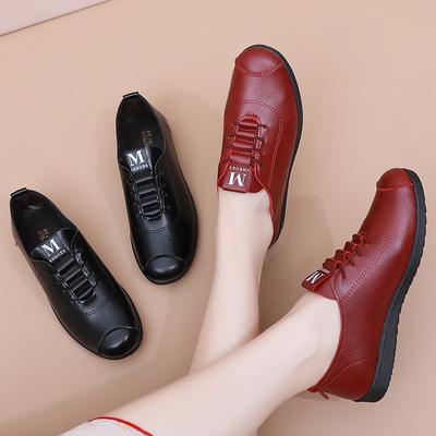 Nowe buty z miękką podeszwą, wiosenne i jesienne skórzane buty antypoślizgowe, buty pojedyncze dla osób w średnim i starszym wieku, wygodne buty robocze na płaskiej podeszwie dla osób starszych