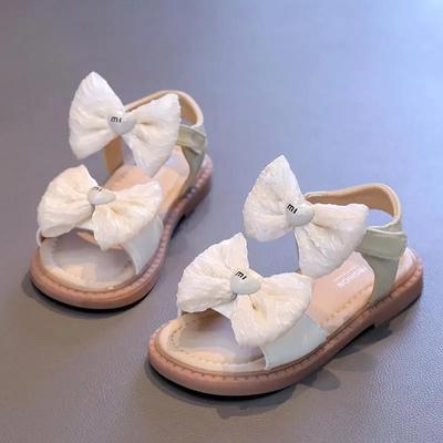 Mädchen – Sandalen & Zehentrenner