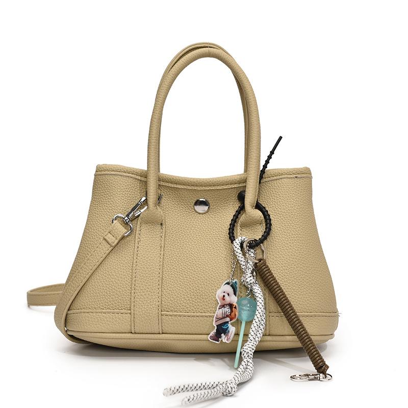 

Нишевая мода портативная сумка-ведро женская 2025 новая универсальная простая сумка-мессенджер трендовая сумка-мессенджер Small without pendant хаки