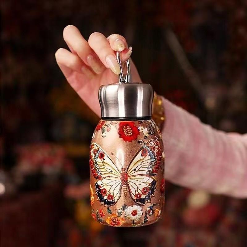 

Термокружка карманная из нержавеющей стали 316 Guochao Little Fatty с ручкой – Портативная для улицы и автомобиля 300ml