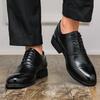 Stora spetsiga läderskor herrskor brittisk stil retro vardagsskor herrskor snörskor andningsbara affärskläder små läderskor