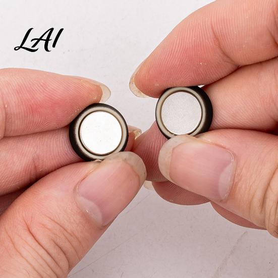 Elegant Scarf Accessory 5 Pcs Women Magnetic Shawl Button No Snag Headband Clip Multi-Use Pin for Fabrics Magnet Safety Pins Metal Pinless